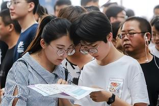 Bành Hân Lực cáo biệt Thân Hoa: Núi cao đường xa, còn nhiều thời gian, đạo trở mà dài, đi thì sắp tới